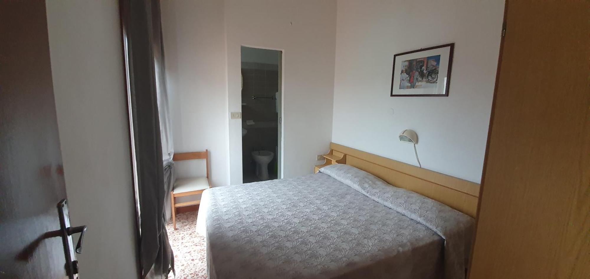Hotel Eleonora ริมินี ภายนอก รูปภาพ
