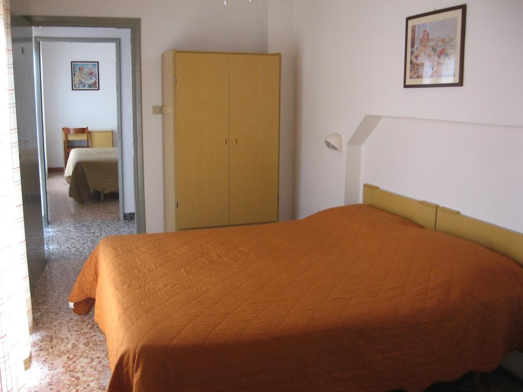 Hotel Eleonora ริมินี ห้อง รูปภาพ